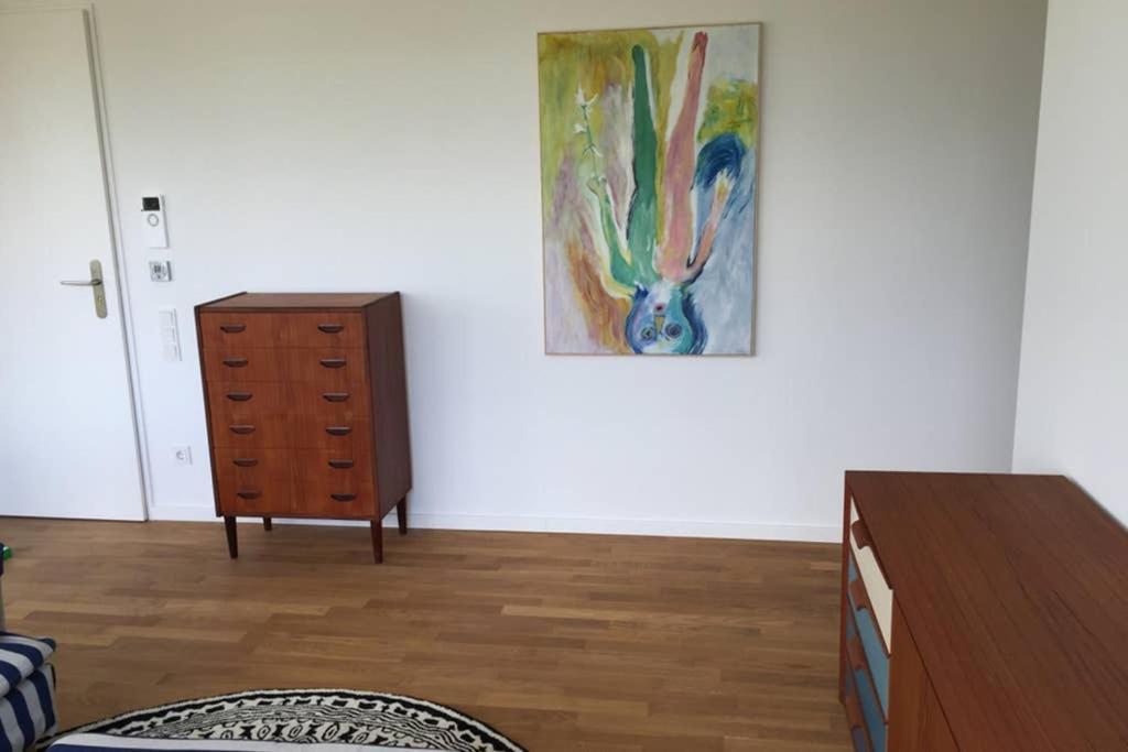 2 Bedroom Mauerpark-Apartment, Berlin Mitte View Calendar Εξωτερικό φωτογραφία