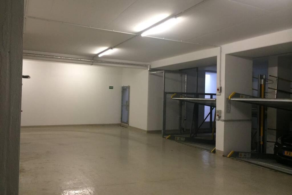 2 Bedroom Mauerpark-Apartment, Berlin Mitte View Calendar Εξωτερικό φωτογραφία