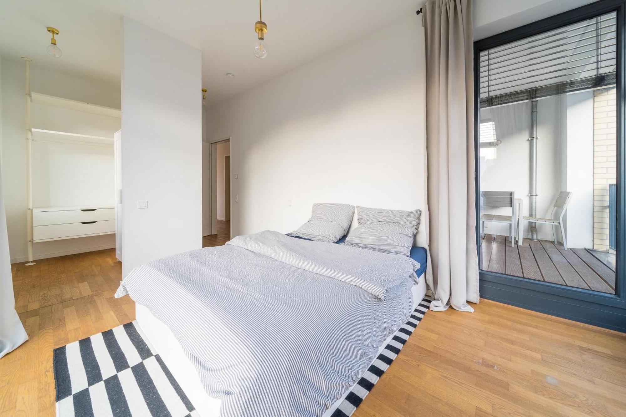 2 Bedroom Mauerpark-Apartment, Berlin Mitte View Calendar Εξωτερικό φωτογραφία