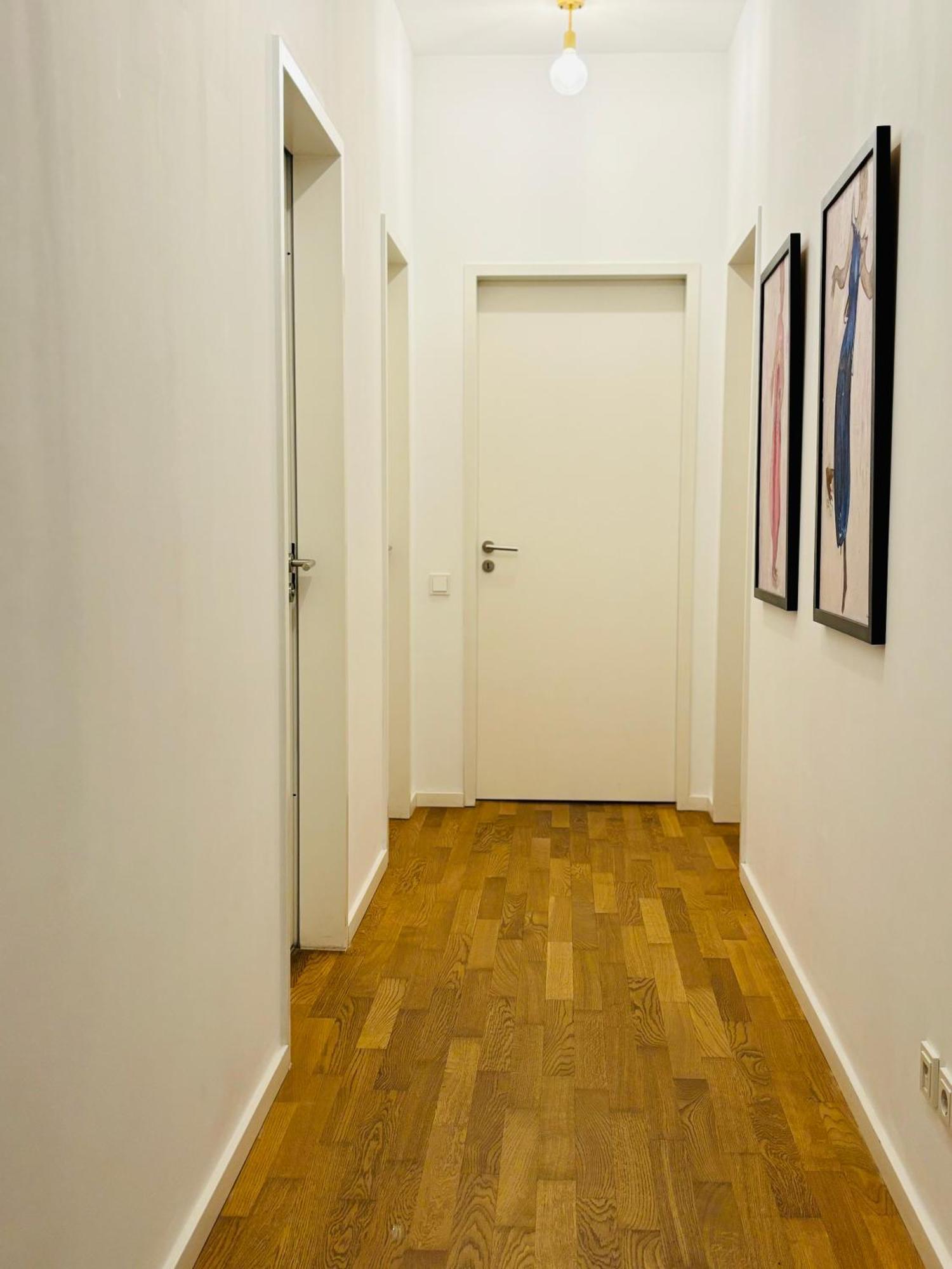 2 Bedroom Mauerpark-Apartment, Berlin Mitte View Calendar Εξωτερικό φωτογραφία