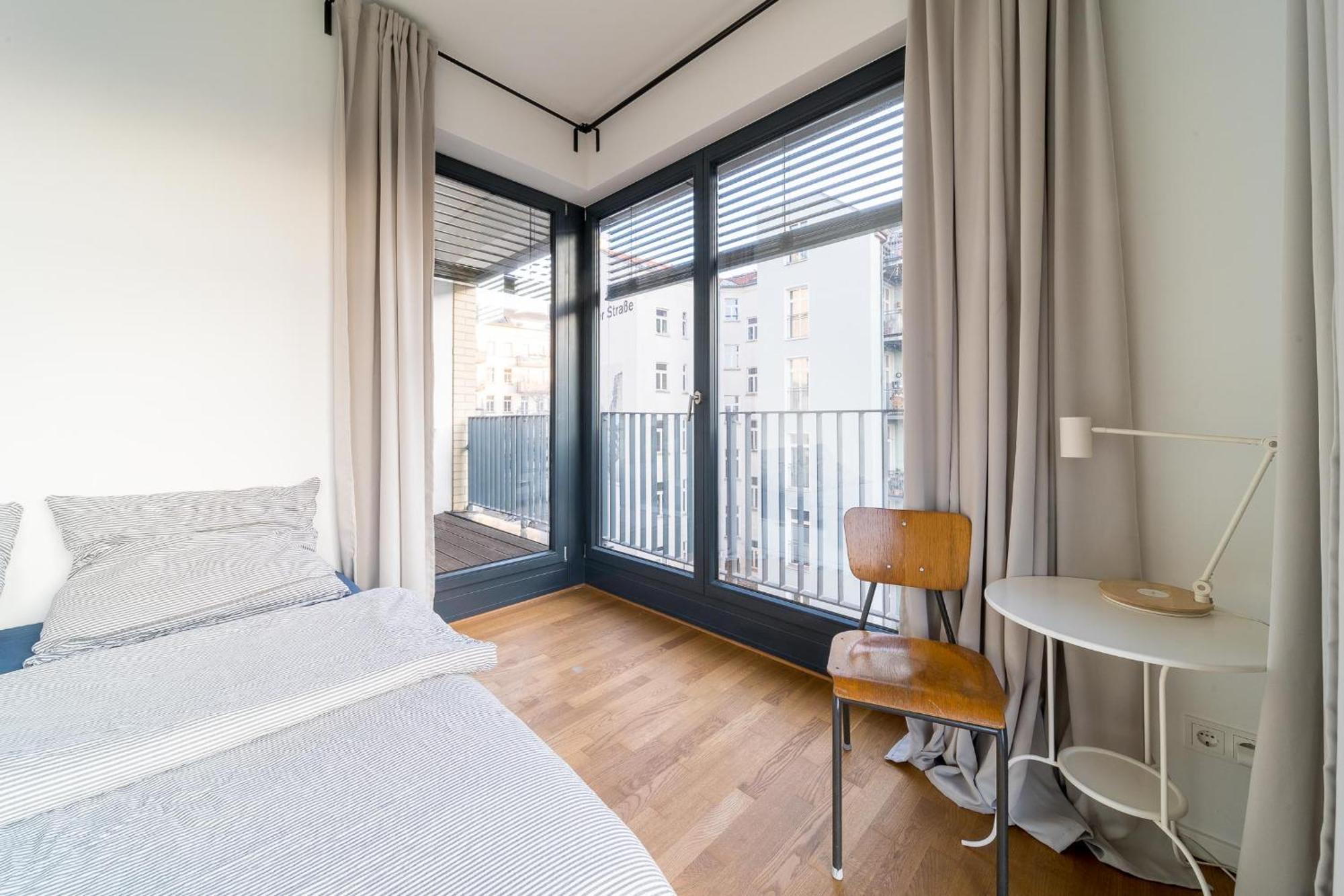 2 Bedroom Mauerpark-Apartment, Berlin Mitte View Calendar Εξωτερικό φωτογραφία